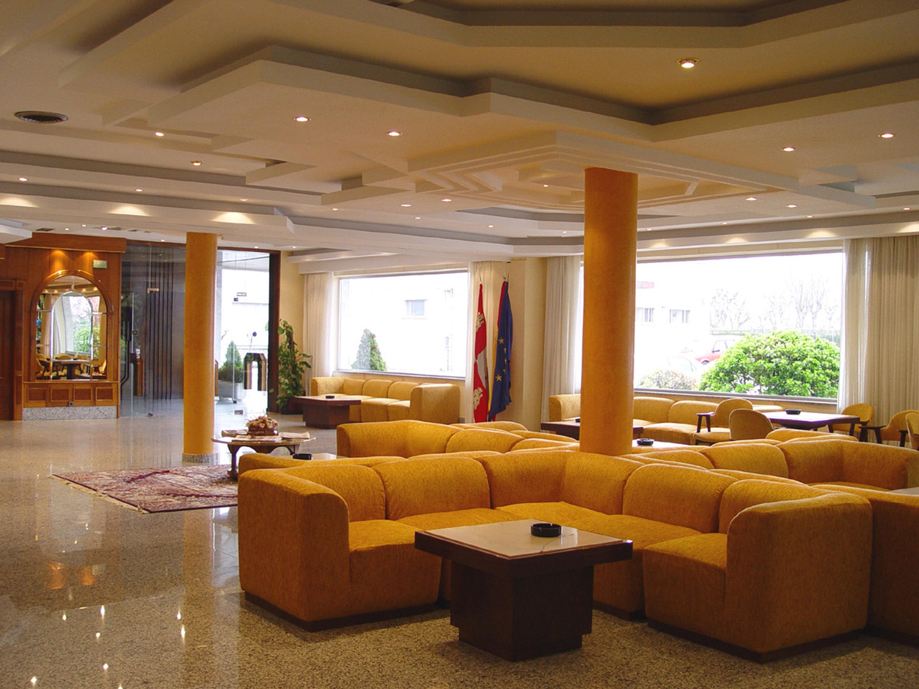Crisol Regio Hotel ซานตา มาร์ตา เด ตอร์เมส ภายนอก รูปภาพ